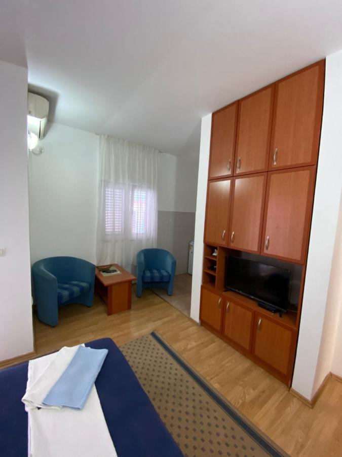 Apartment Olivera *